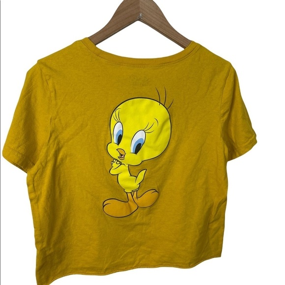 Looney Tunes Tweety Bird Graphic Crop  Tee T-Shirt XL - Picture 2 of 3